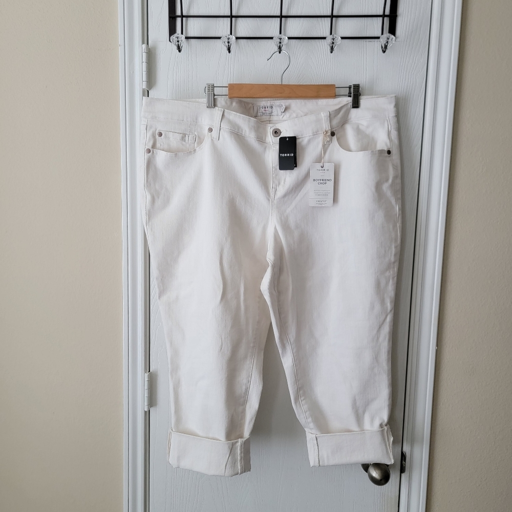 Torrid Boyfriend Crop Jeans